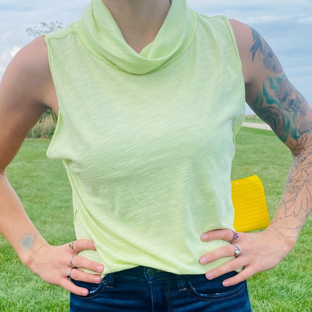 Free People Let It Be Turtle Tank XS - Picture 5 of 6
